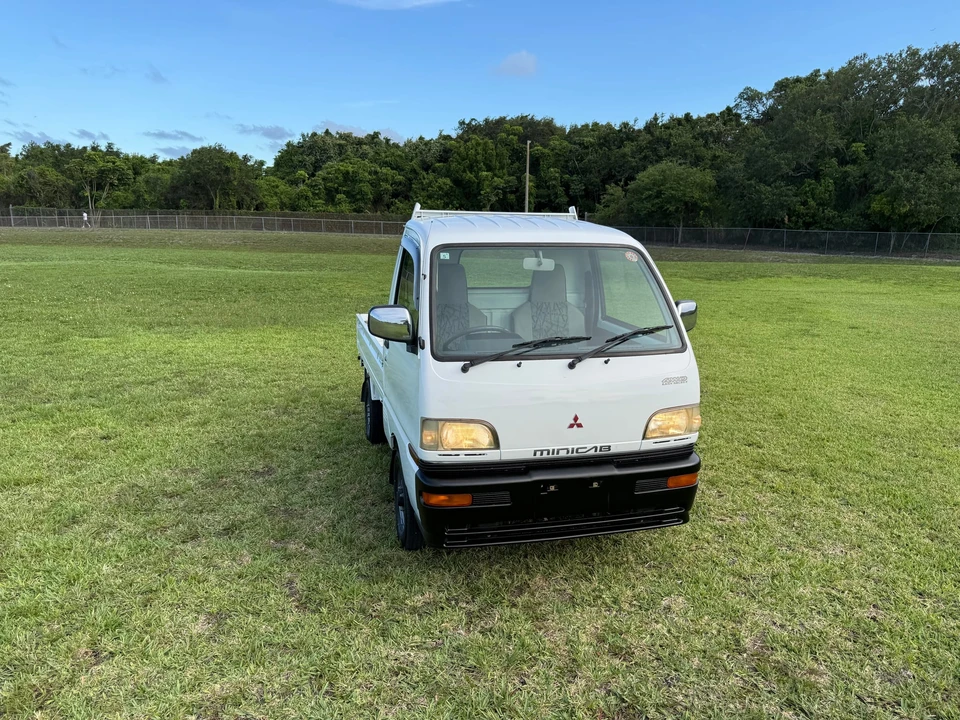 1998 Mitsubishi Minicab 5th Gen - Image 2 of 31