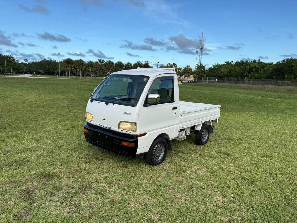 1998 Mitsubishi Minicab 5th Gen - Image 11 of 31