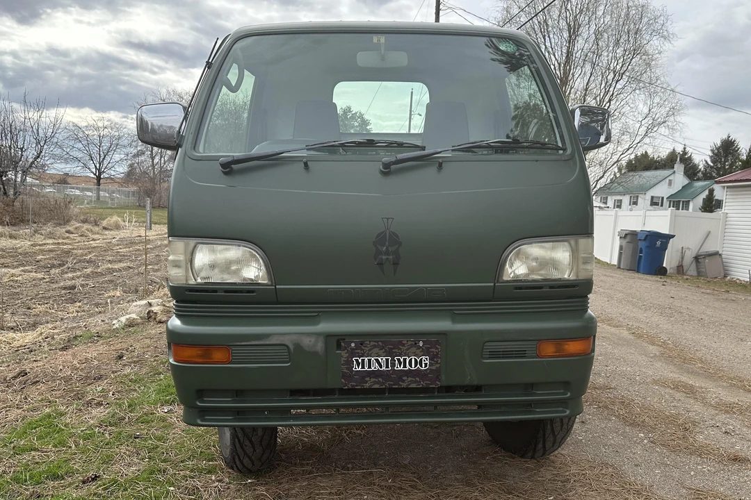 1998 Mitsubishi Minicab 5th Gen - Image 2 of 31