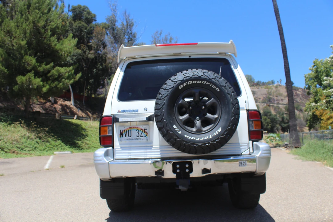 1998 Mitsubishi Pajero/Montero 2nd Gen - Image 12 of 31
