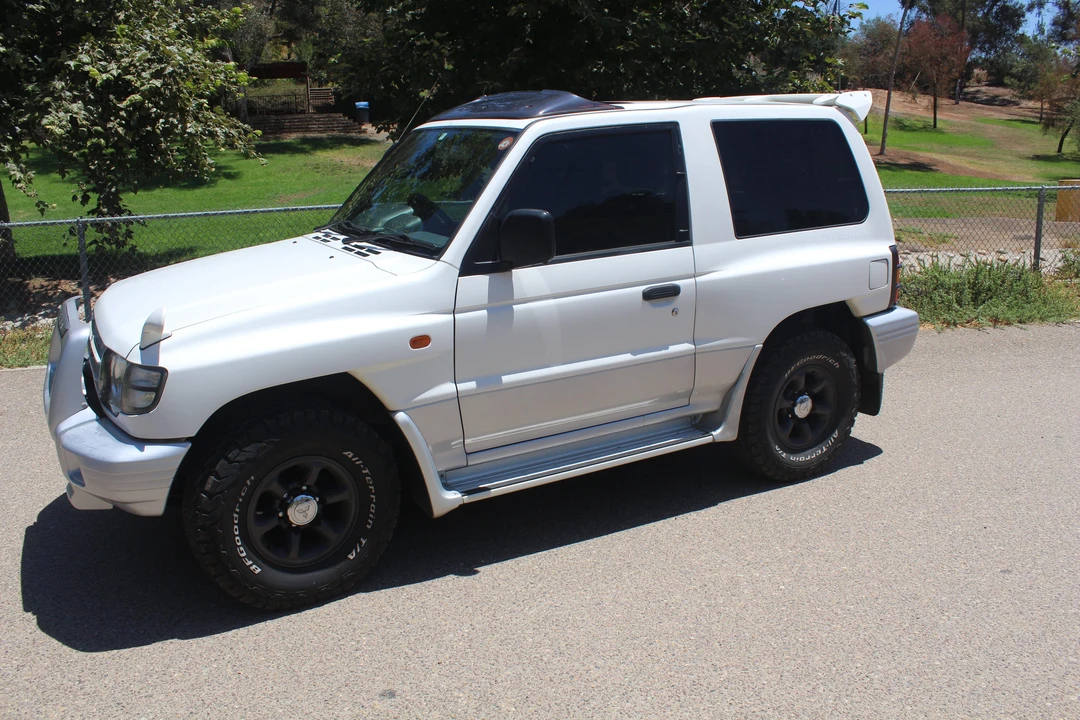 1998 Mitsubishi Pajero/Montero 2nd Gen - Image 7 of 31