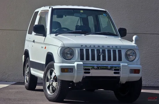 1998 Mitsubishi Pajero Duke