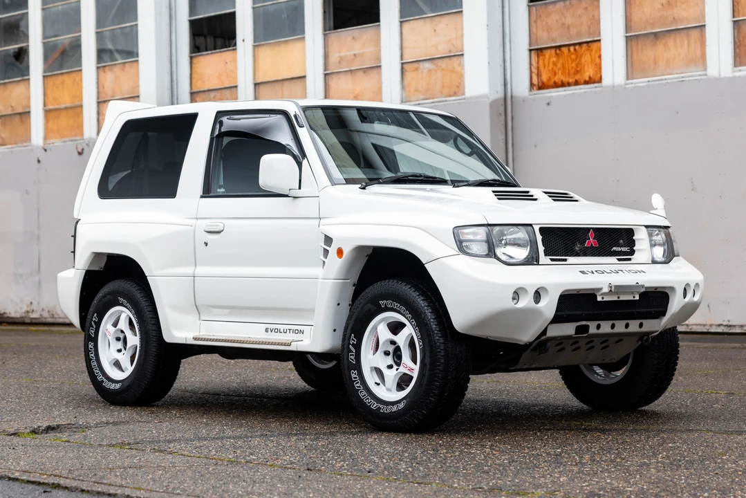 1998 Mitsubishi Pajero/Montero 2nd Gen - Image 25 of 31