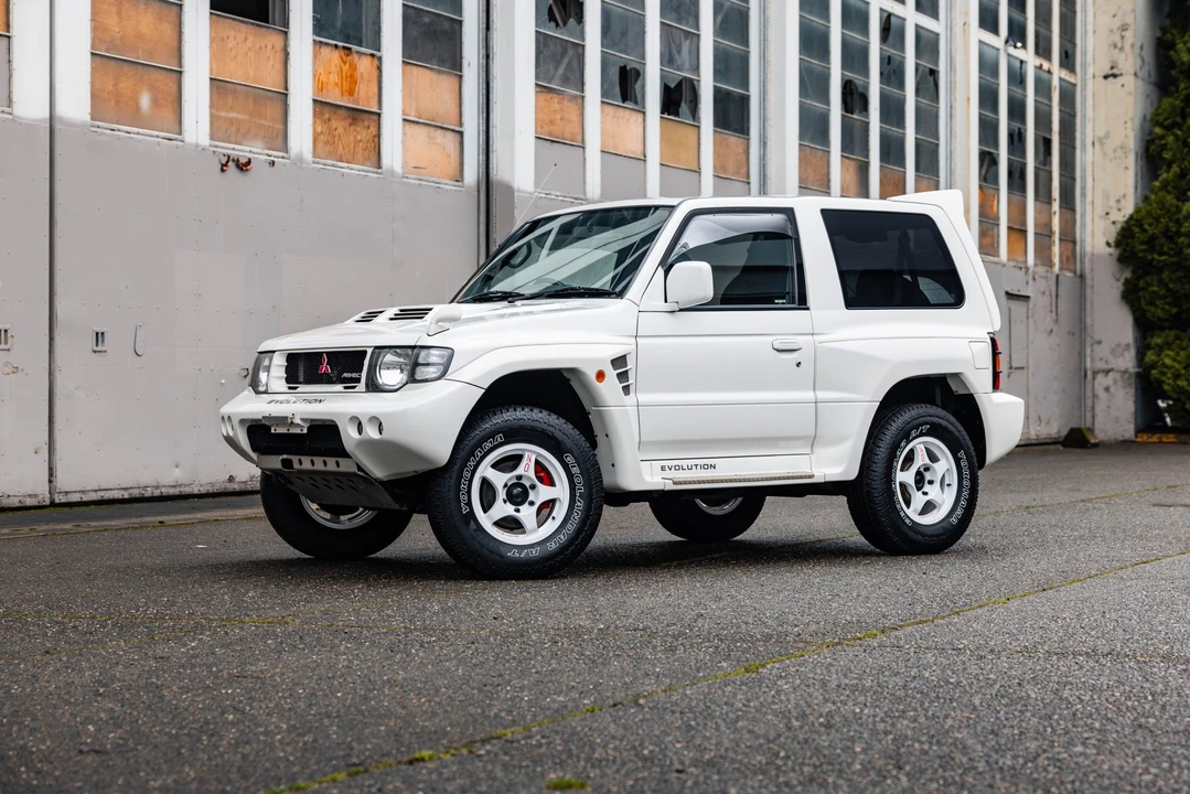 1998 Mitsubishi Pajero/Montero 2nd Gen - Image 9 of 31