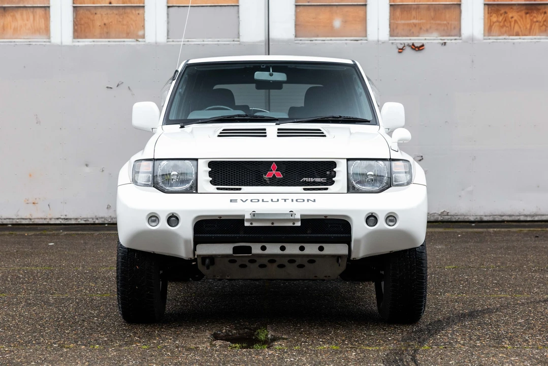 1998 Mitsubishi Pajero/Montero 2nd Gen - Image 30 of 31