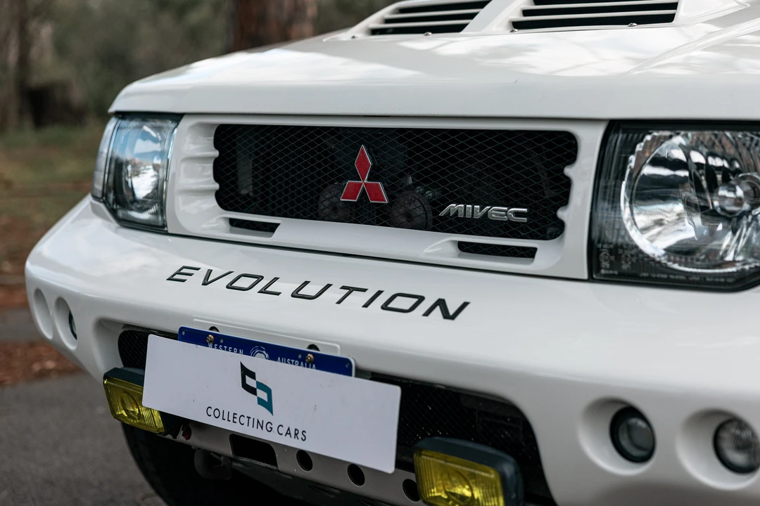1998 Mitsubishi Pajero/Montero 2nd Gen - Image 19 of 31