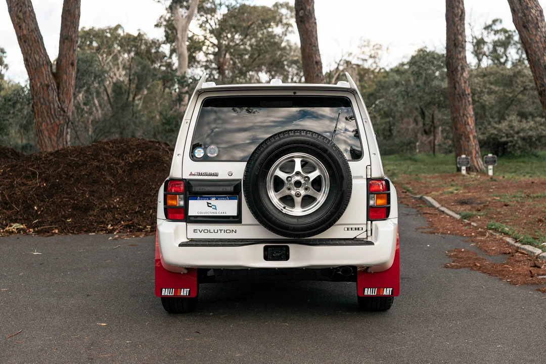 1998 Mitsubishi Pajero/Montero 2nd Gen - Image 6 of 31