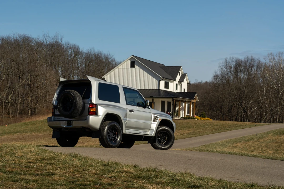 1998 Mitsubishi Pajero/Montero 2nd Gen - Image 15 of 31