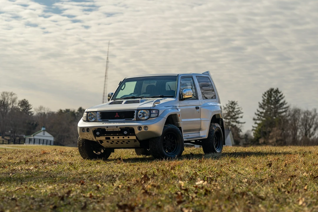 1998 Mitsubishi Pajero/Montero 2nd Gen - Image 5 of 31