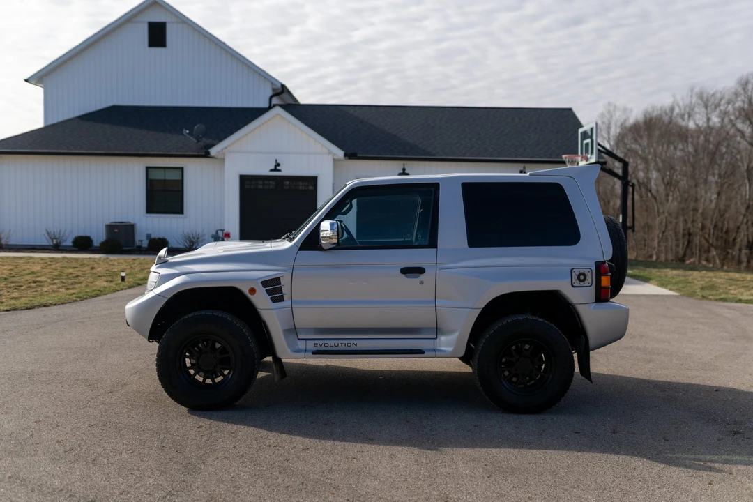 1998 Mitsubishi Pajero/Montero 2nd Gen - Image 22 of 31