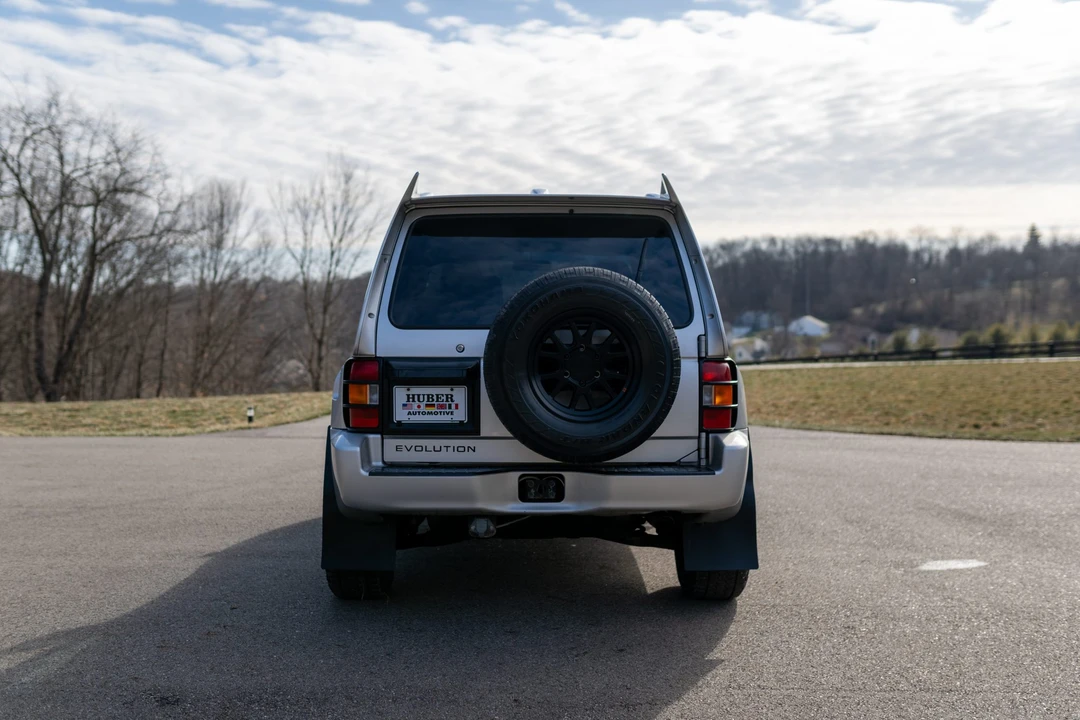 1998 Mitsubishi Pajero/Montero 2nd Gen - Image 19 of 31
