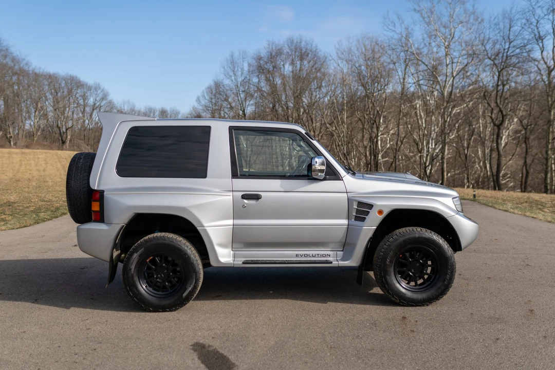 1998 Mitsubishi Pajero/Montero 2nd Gen - Image 12 of 31