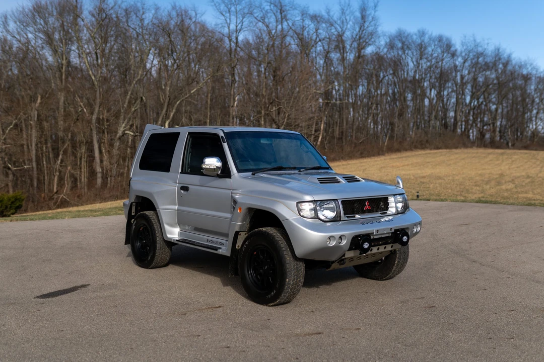 1998 Mitsubishi Pajero/Montero 2nd Gen - Image 9 of 31