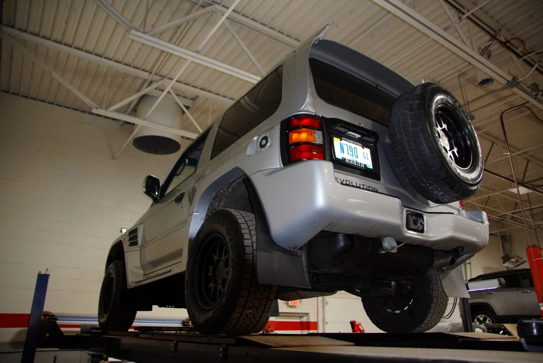 1998 Mitsubishi Pajero/Montero 2nd Gen - Image 27 of 31