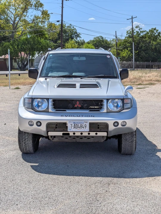 1998 Mitsubishi Pajero/Montero 2nd Gen - Image 4 of 31