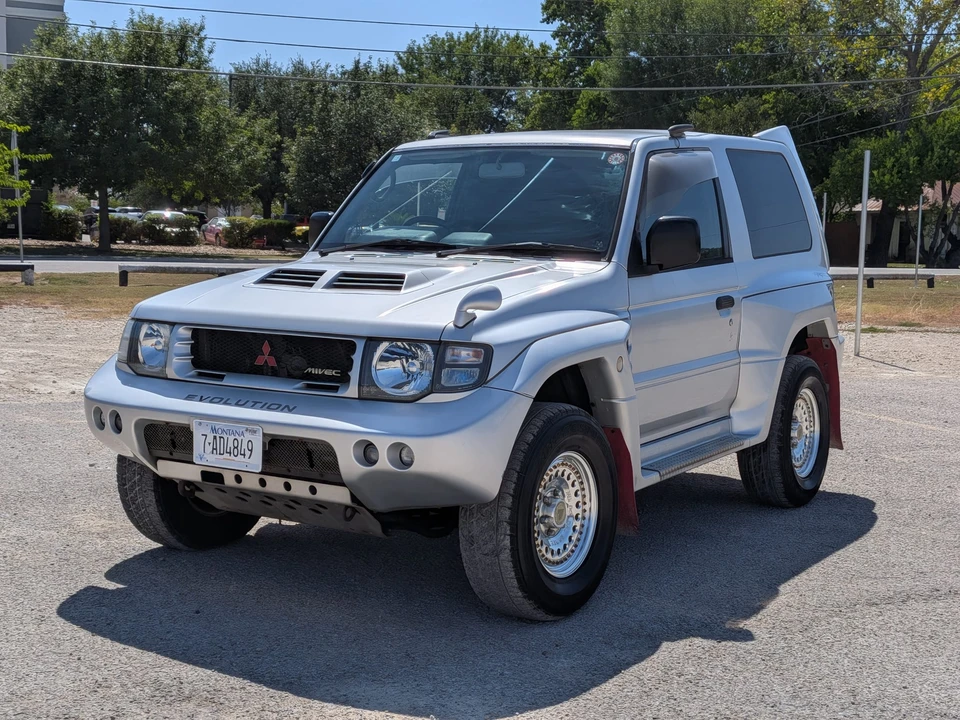 1998 Mitsubishi Pajero/Montero 2nd Gen - Image 5 of 31