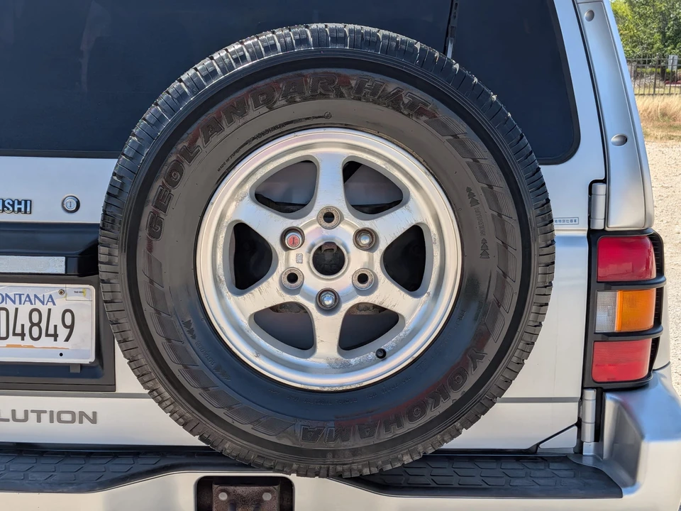 1998 Mitsubishi Pajero/Montero 2nd Gen - Image 18 of 31