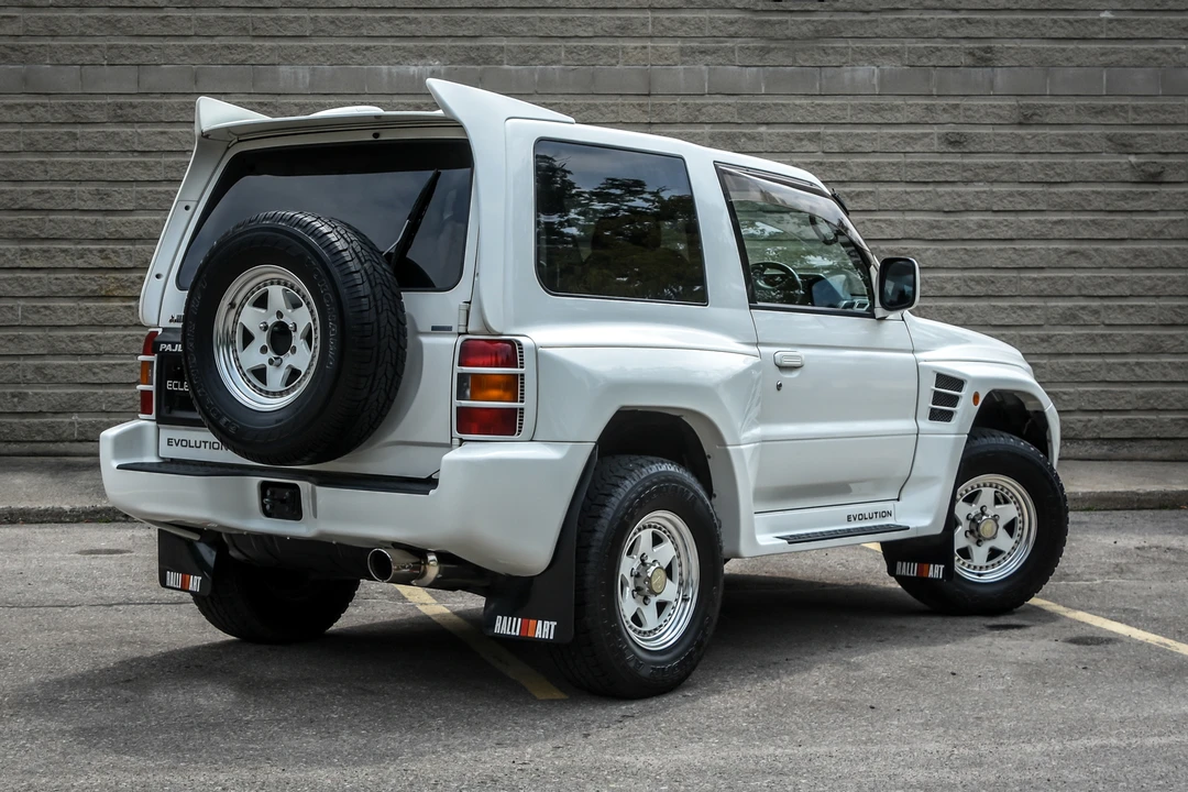 1998 Mitsubishi Pajero/Montero 2nd Gen - Image 5 of 31