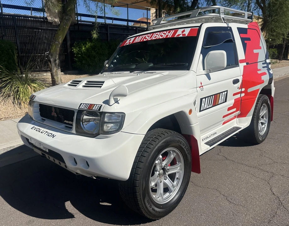 1998 Mitsubishi Pajero/Montero 2nd Gen - Image 6 of 31
