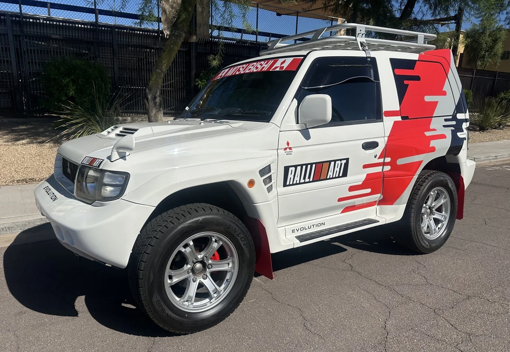1998 Mitsubishi Pajero/Montero 2nd Gen - Image 8 of 31