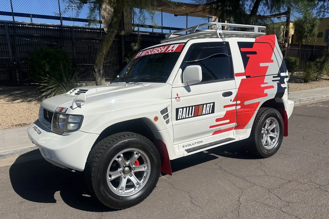 1998 Mitsubishi Pajero/Montero 2nd Gen - Image 9 of 31
