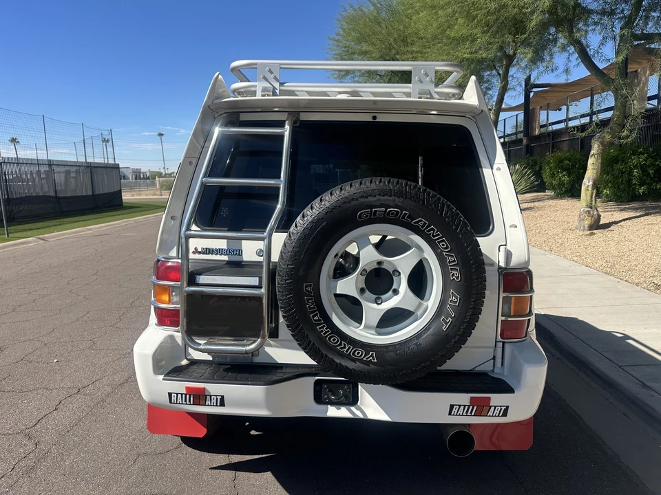 1998 Mitsubishi Pajero/Montero 2nd Gen - Image 16 of 31
