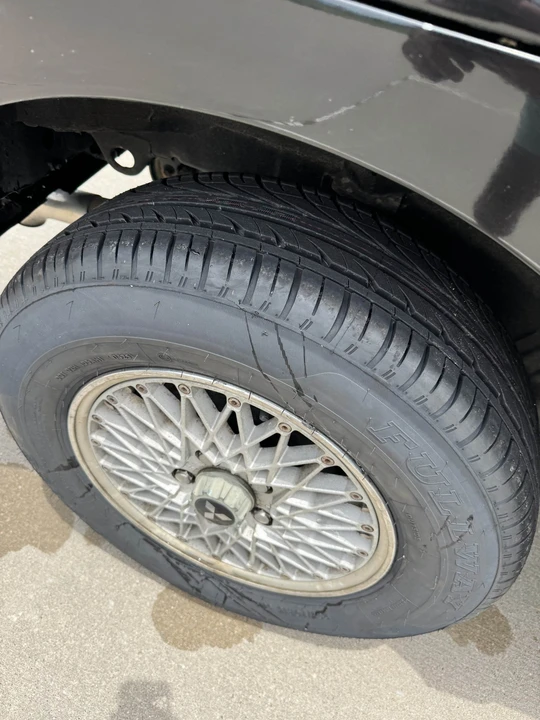 1998 Mitsubishi Pajero/Montero 2nd Gen - Image 10 of 23