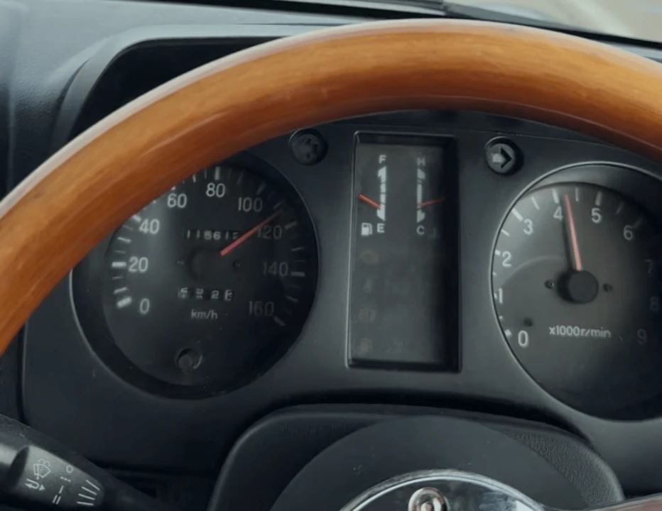 1998 Mitsubishi Pajero/Montero 2nd Gen - Image 12 of 23