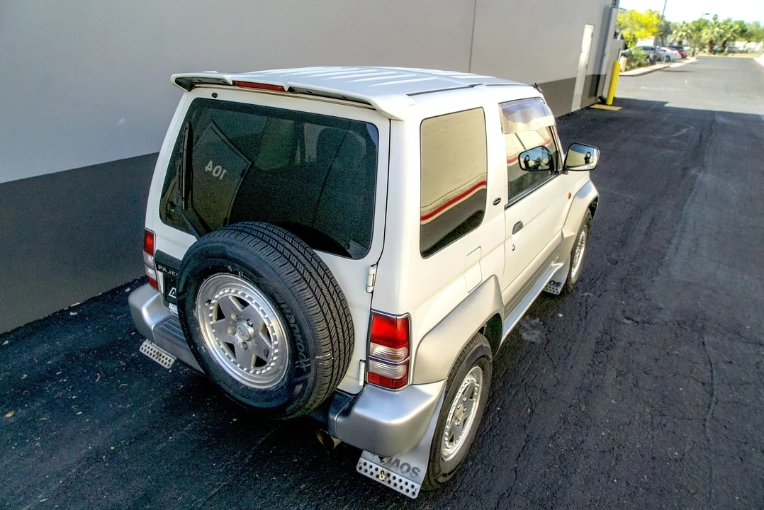1998 Mitsubishi Pajero/Montero 2nd Gen - Image 12 of 31