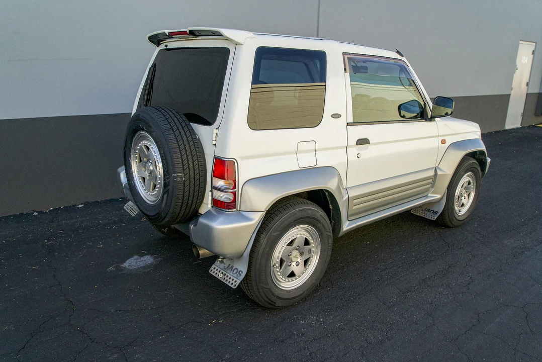 1998 Mitsubishi Pajero/Montero 2nd Gen - Image 14 of 31