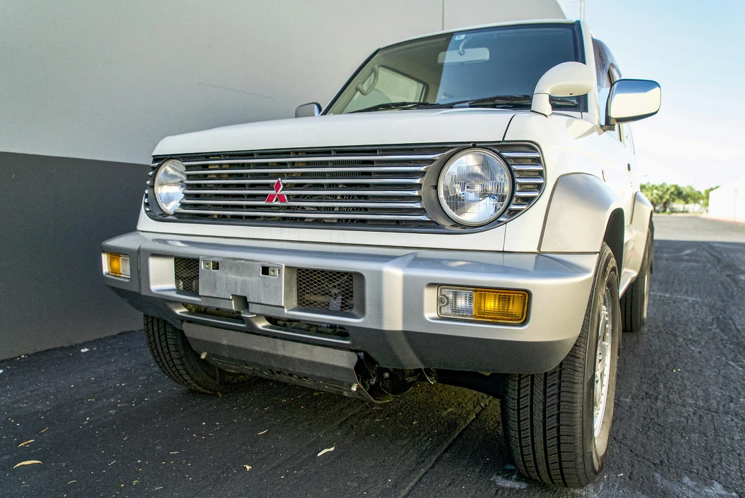 1998 Mitsubishi Pajero/Montero 2nd Gen - Image 7 of 31