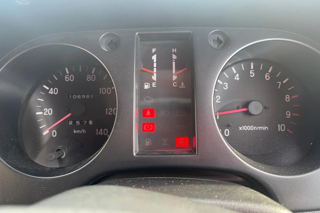1998 Mitsubishi Pajero/Montero - Image 28 of 31