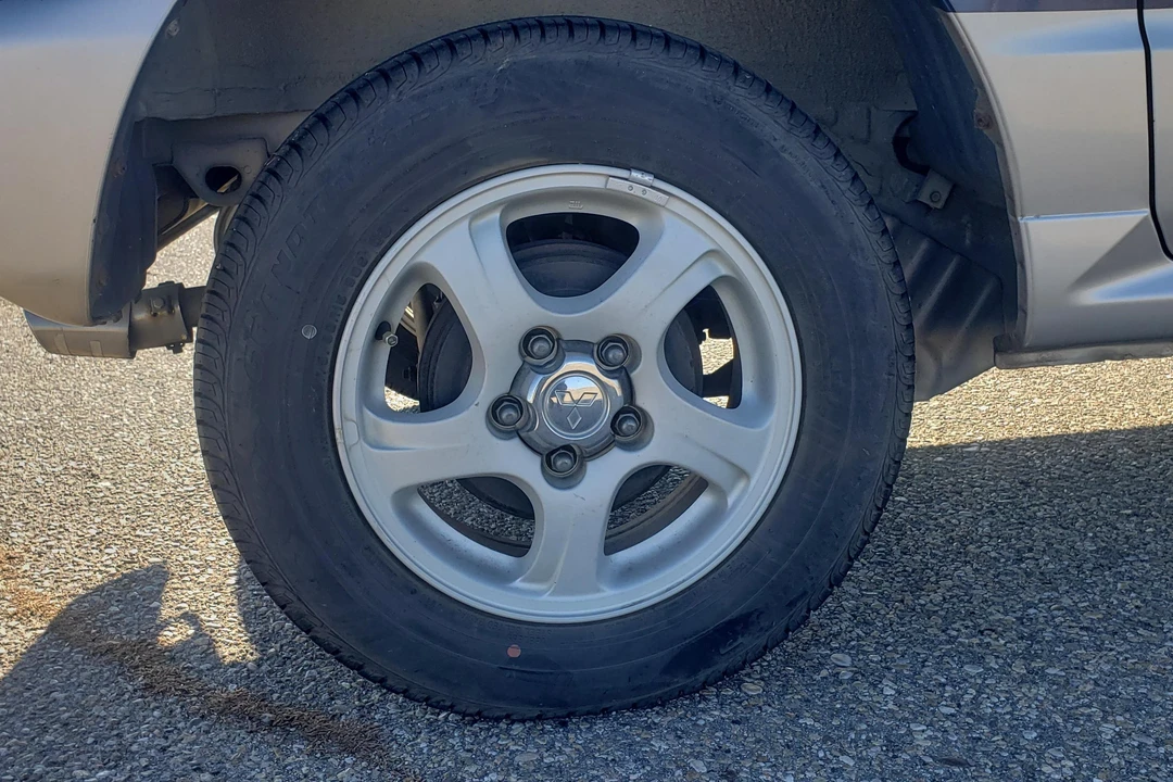 1998 Mitsubishi Pajero/Montero - Image 24 of 31