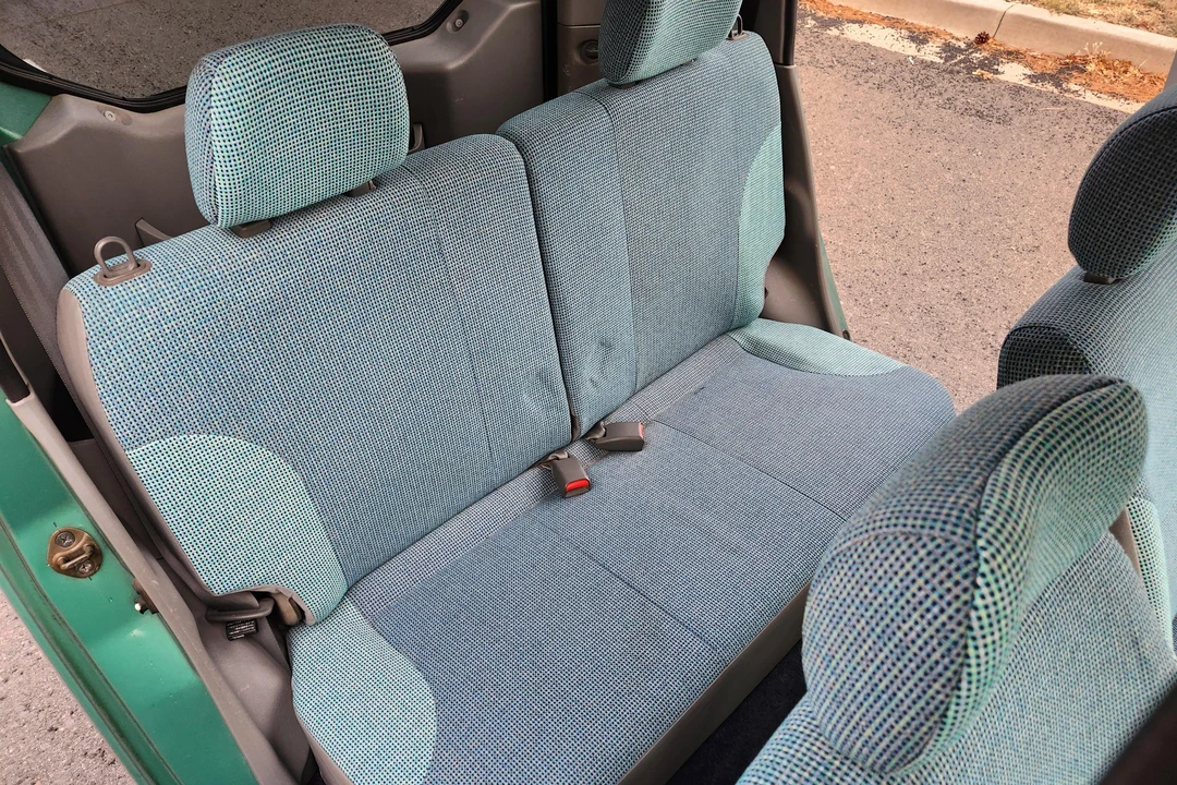 1998 Mitsubishi Toppo 3rd Gen - Image 28 of 31