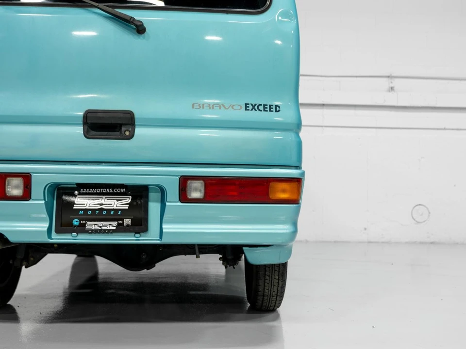 1998 Mitsubishi Delica 4th Gen - Image 18 of 31