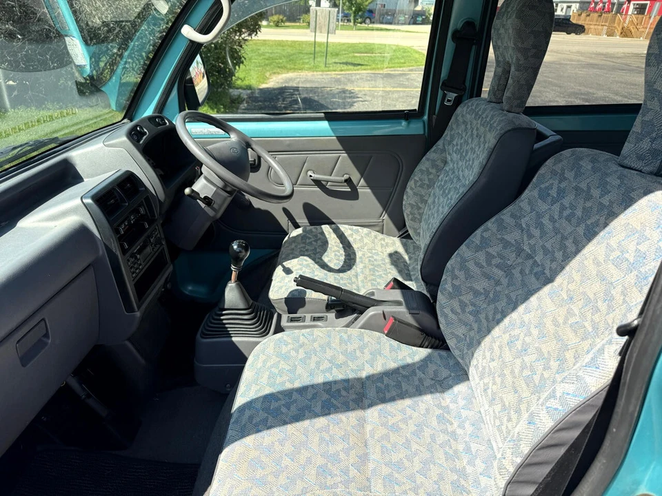 1998 Mitsubishi Minicab 5th Gen - Image 5 of 10