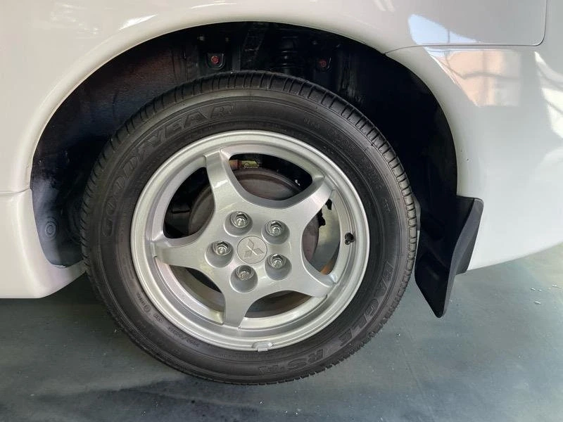1998 Mitsubishi Eclipse 2nd Gen - Image 17 of 20