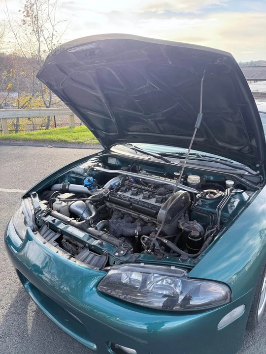 1998 Mitsubishi Eclipse 2nd Gen - Image 9 of 10
