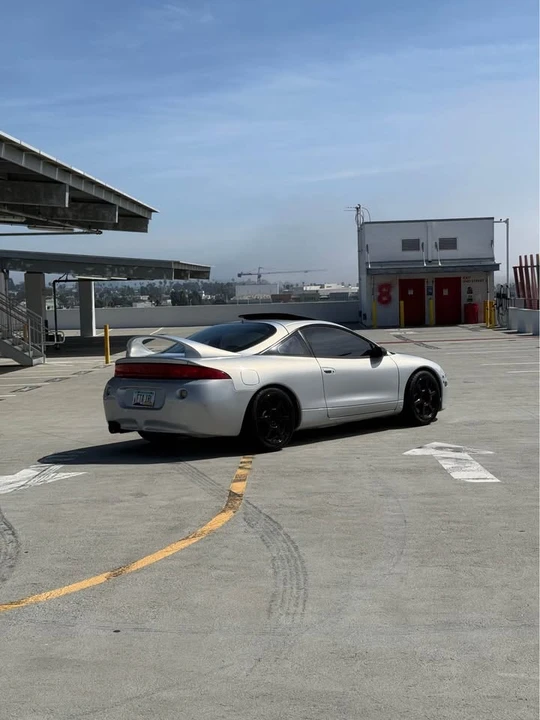 1998 Mitsubishi Eclipse 2nd Gen - Image 2 of 16