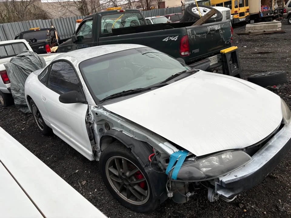 1998 Mitsubishi Eclipse 2nd Gen - Image 2 of 4