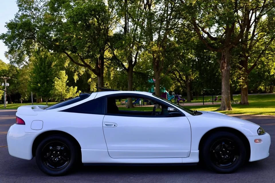 1998 Mitsubishi Eclipse 2nd Gen - Image 2 of 19