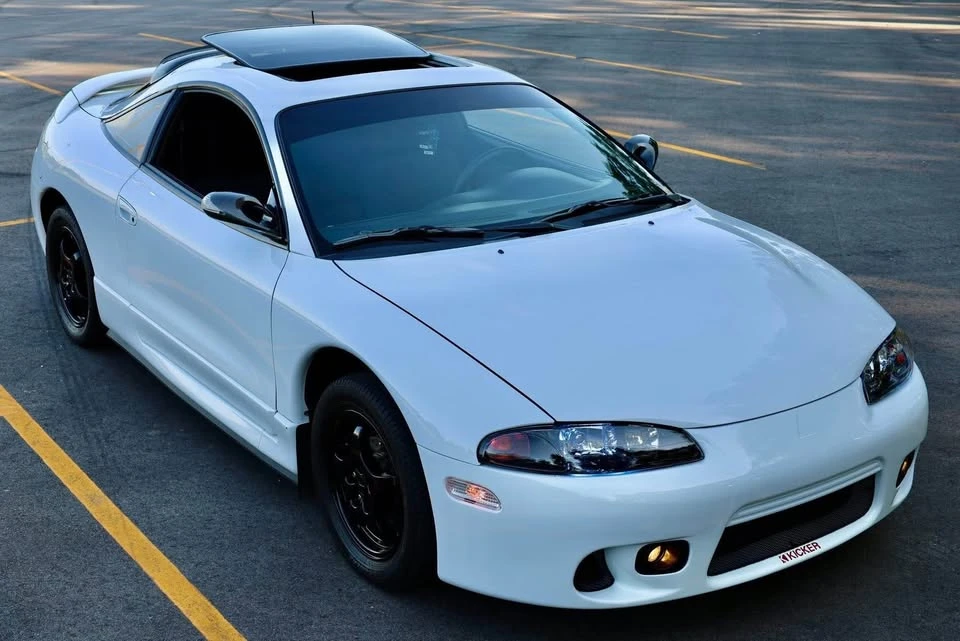 1998 Mitsubishi Eclipse 2nd Gen - Image 16 of 19