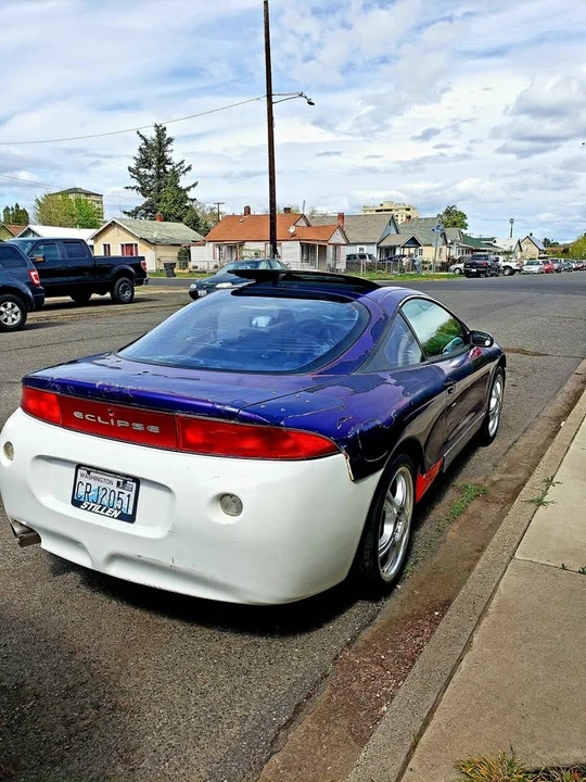 1998 Mitsubishi Eclipse 2nd Gen - Image 2 of 6