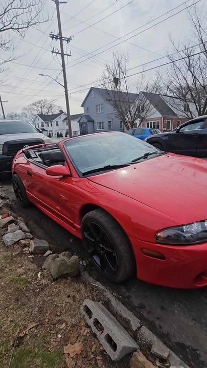 1998 Mitsubishi Eclipse 2nd Gen - Image 2 of 17