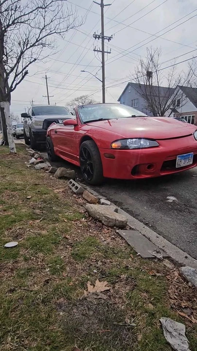 1998 Mitsubishi Eclipse 2nd Gen - Image 13 of 17