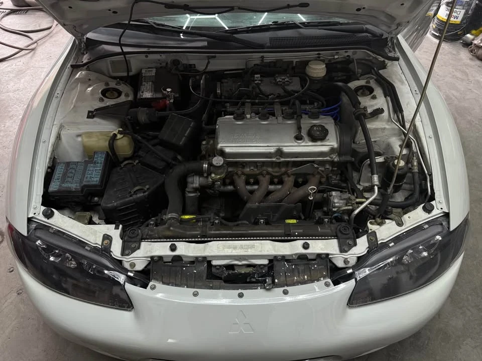 1998 Mitsubishi Eclipse 2nd Gen - Image 5 of 6
