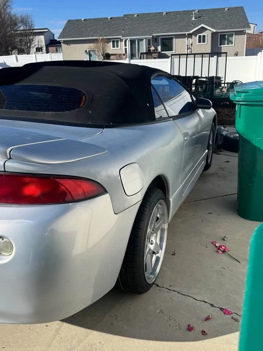 1998 Mitsubishi Eclipse 2nd Gen - Image 2 of 4