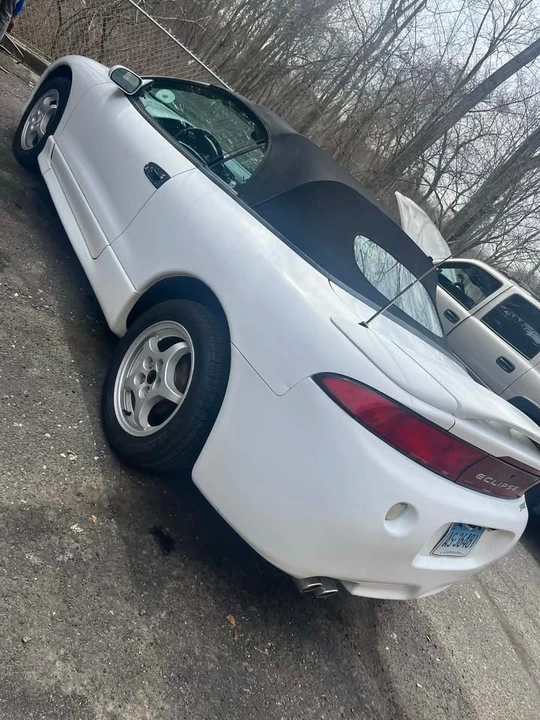 1998 Mitsubishi Eclipse 2nd Gen - Image 3 of 12