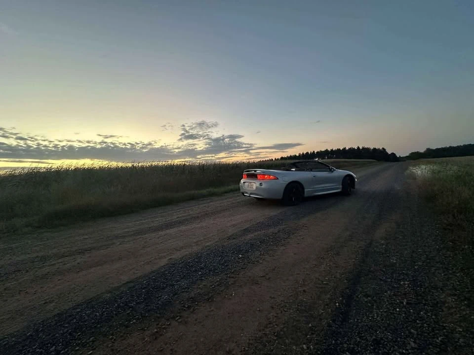 1998 Mitsubishi Eclipse 2nd Gen - Image 7 of 10