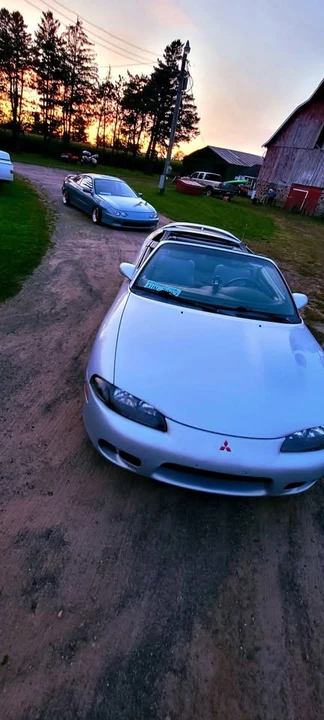 1998 Mitsubishi Eclipse 2nd Gen - Image 9 of 10